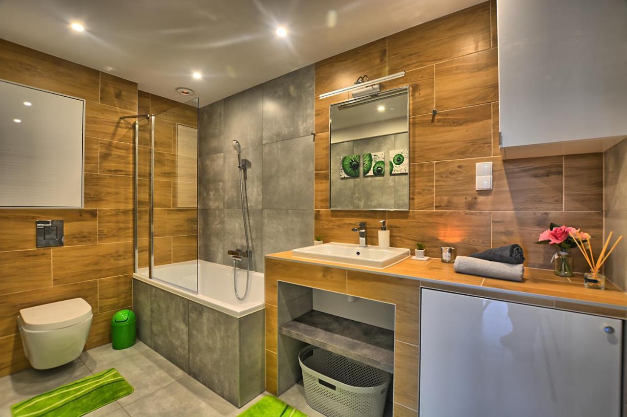 Apartament Diamentowy Lesko Ngoại thất bức ảnh